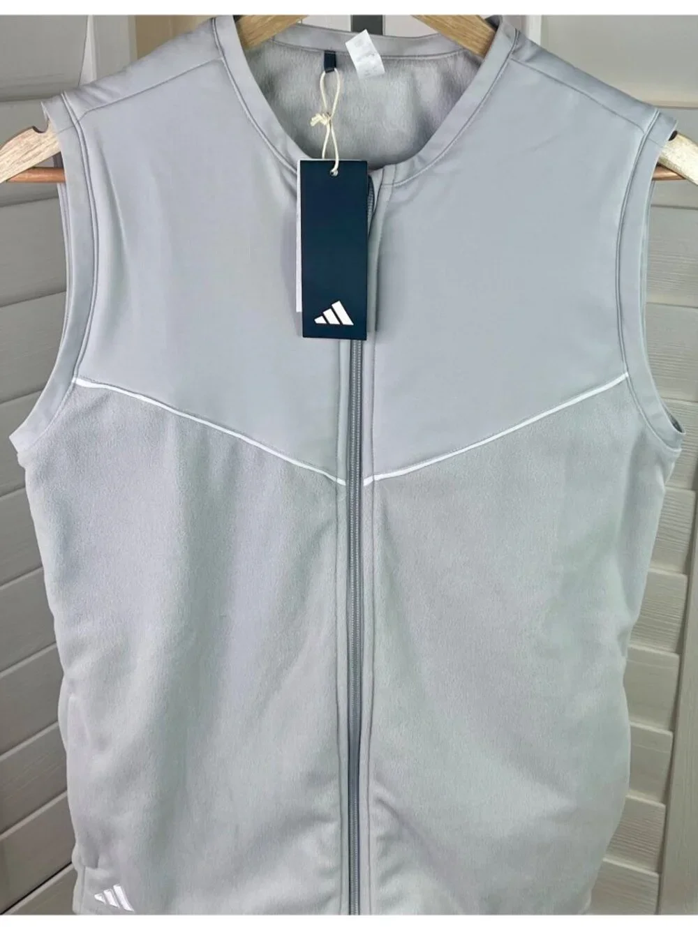 Adidas U Tech Vest Grey Full-Zip Sleeveless Golf Jacket IS9702, Boys Large - NWT